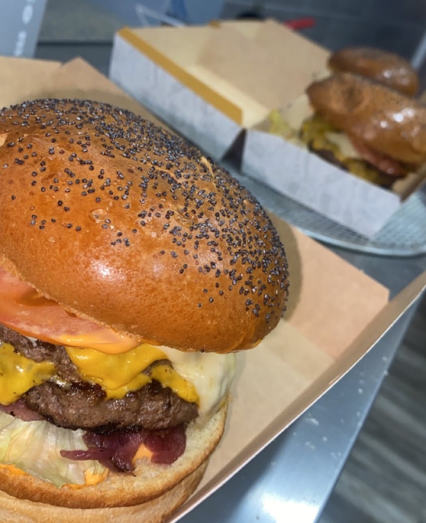 Day's Burger 2
